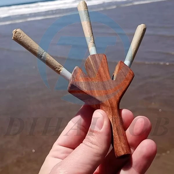 5\/3\/2 vamzdžių medinės cigarečių laikiklio aprašymas